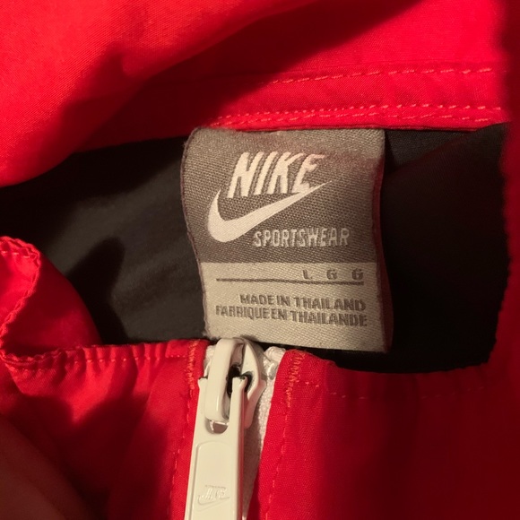 Nike windbreaker - Picture 2 of 3